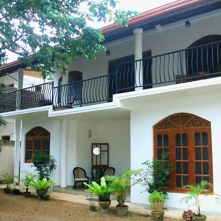 Nivahana Homestay كاندي المظهر الخارجي الصورة
