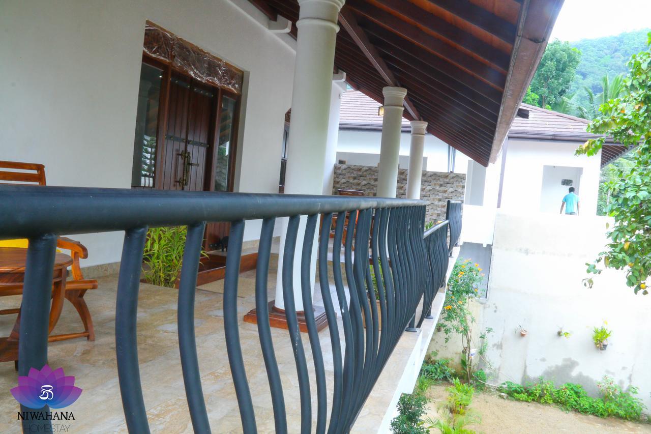 Nivahana Homestay كاندي المظهر الخارجي الصورة