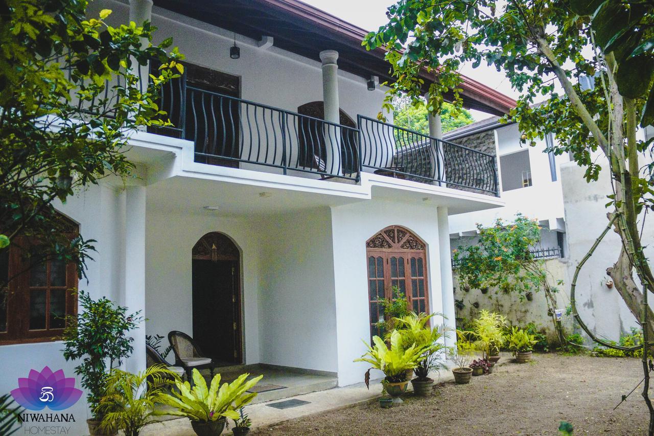 Nivahana Homestay كاندي المظهر الخارجي الصورة