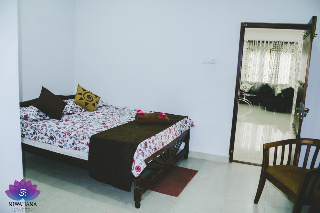 Nivahana Homestay كاندي المظهر الخارجي الصورة