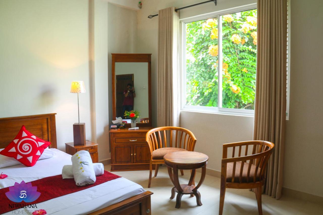 Nivahana Homestay كاندي المظهر الخارجي الصورة