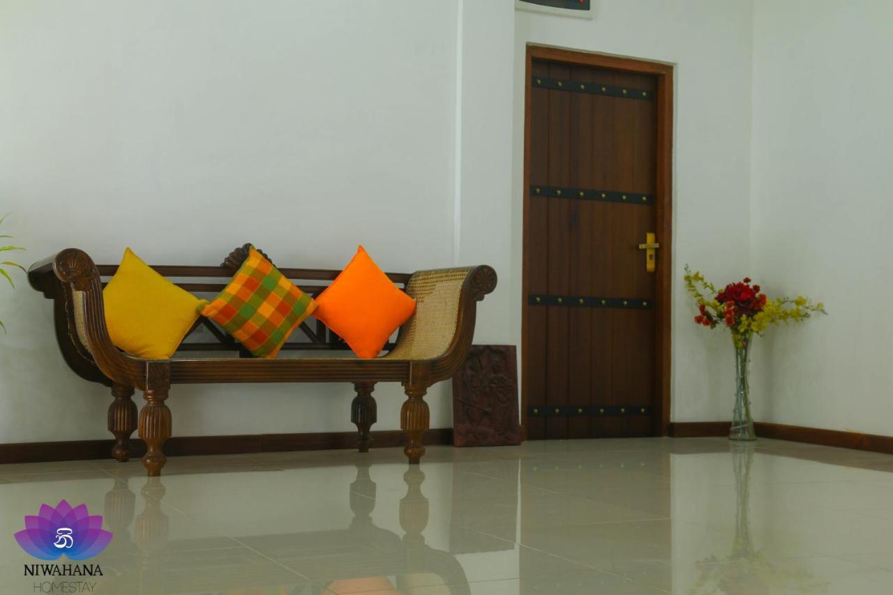 Nivahana Homestay كاندي المظهر الخارجي الصورة