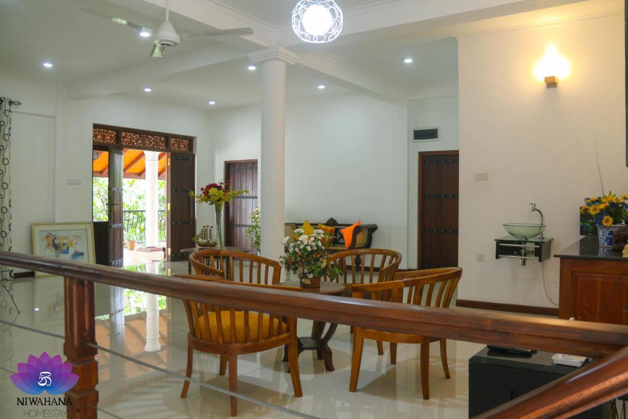 Nivahana Homestay كاندي المظهر الخارجي الصورة