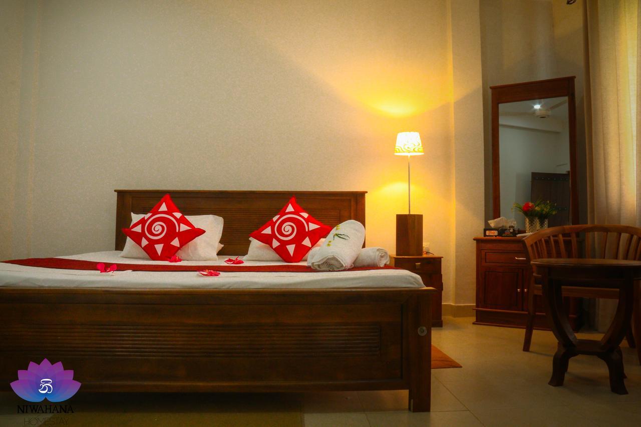 Nivahana Homestay كاندي المظهر الخارجي الصورة