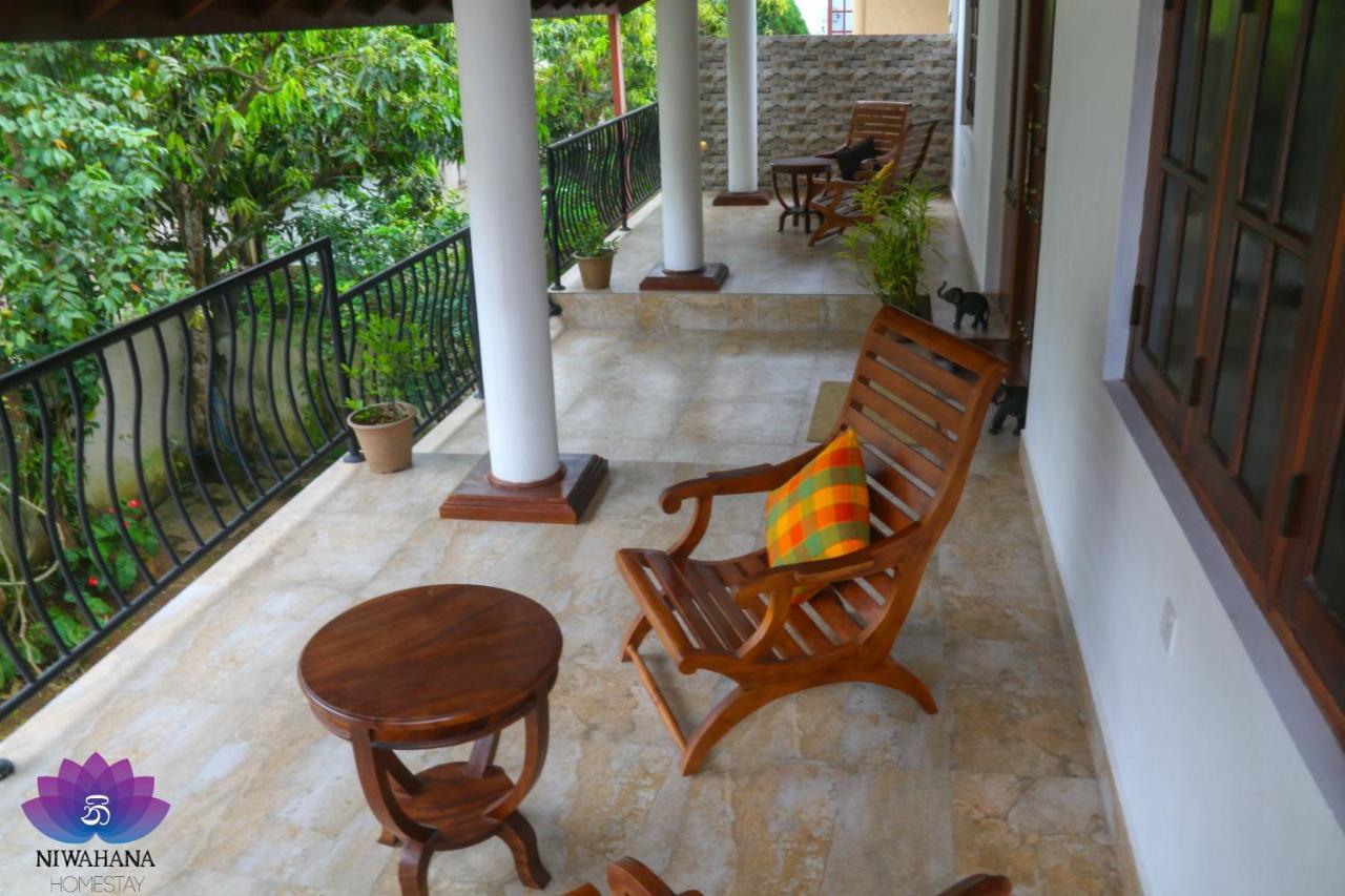 Nivahana Homestay كاندي المظهر الخارجي الصورة