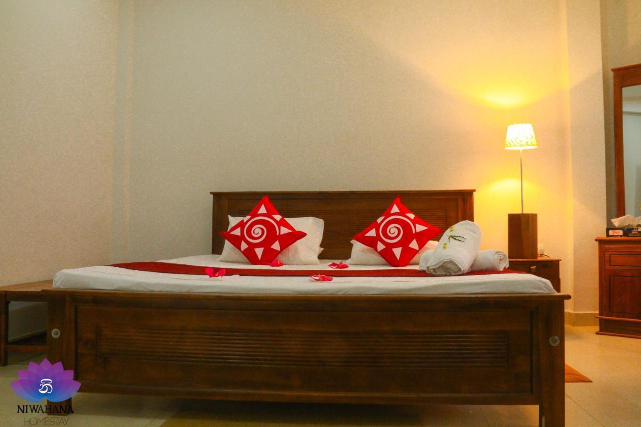 Nivahana Homestay كاندي المظهر الخارجي الصورة