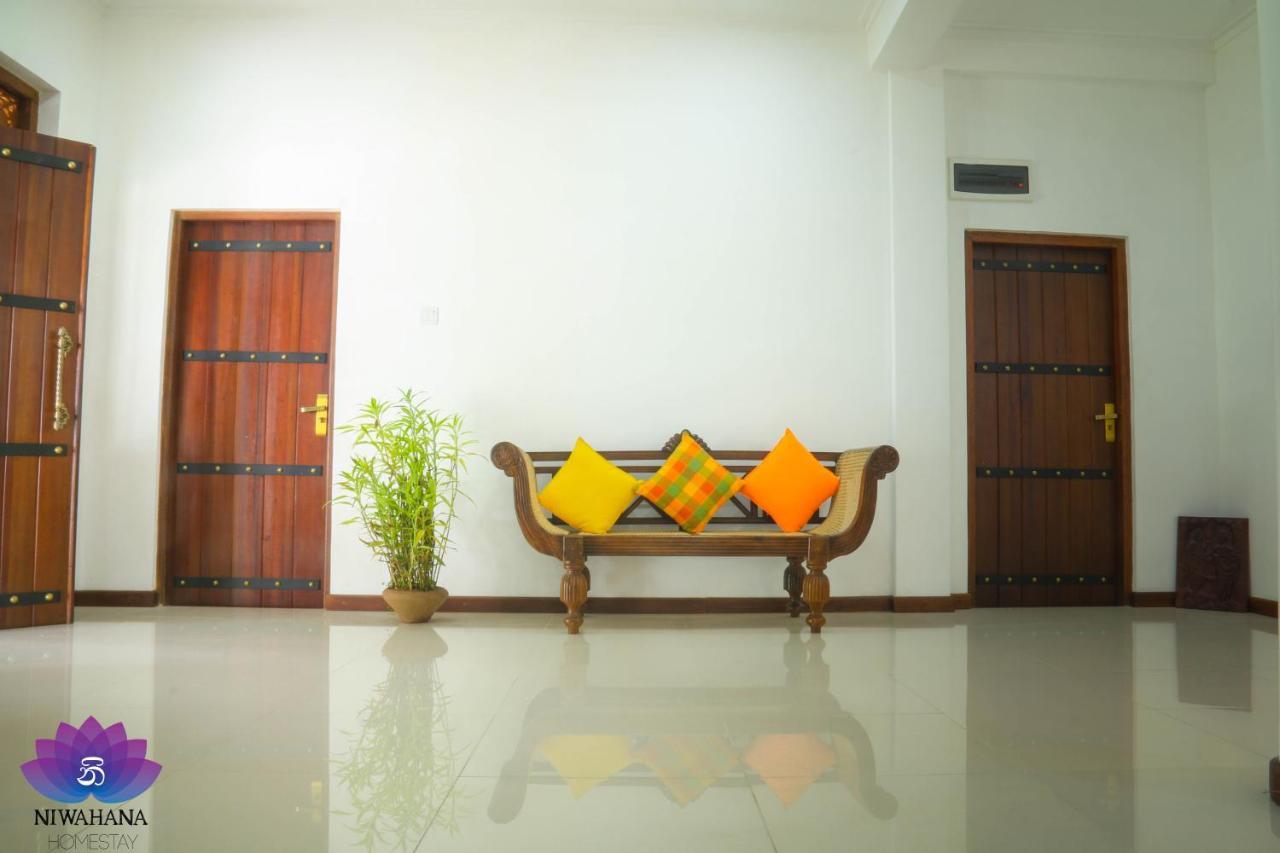Nivahana Homestay كاندي المظهر الخارجي الصورة